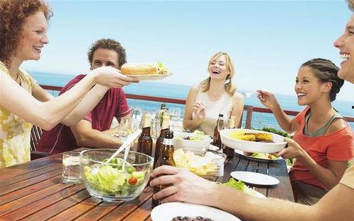 娱乐吃瓜菌的作品,揭秘娱乐圈那些不为人知的幕后故事  第3张