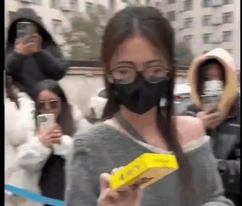 香港娱乐吃瓜爆料是真的吗,真相还是谣言？  第2张